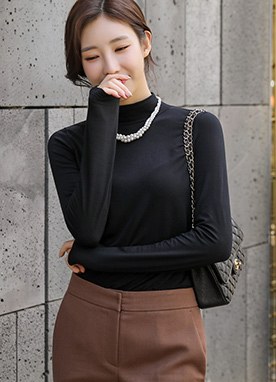 ソフトタッチロングスリーブモックネックTシャツ | 韓国ファッション