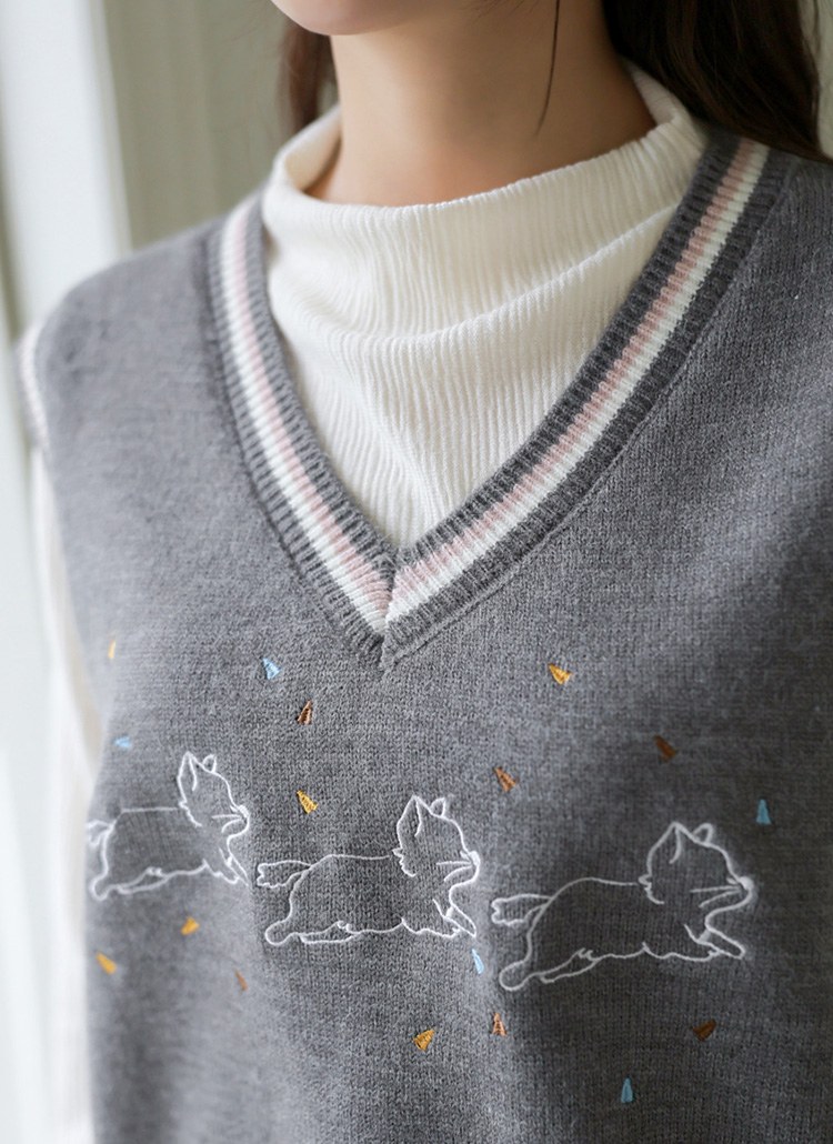 [THE ONME] 猫刺繍Ⅴネックニットベストvt36398