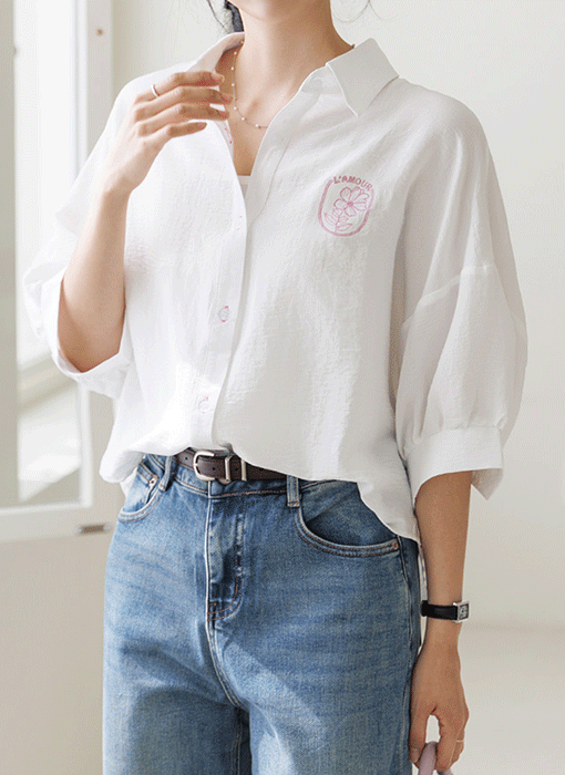 [THE ONME] フラワー刺繍ドロップショルダー7分袖シャツブラウス bl39942
