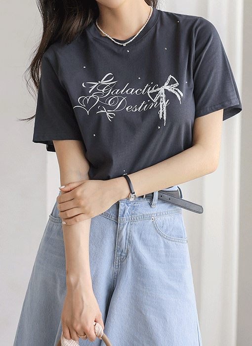 ラインストーン付きリボンプリントTシャツ ts40389