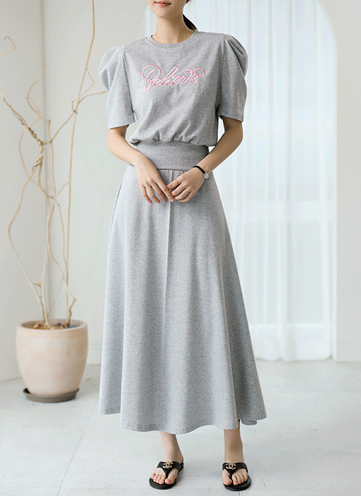 【2点特価】レタリング刺繍パフスリーブスウエット＆フレアロングスカートセットアップ SET40755