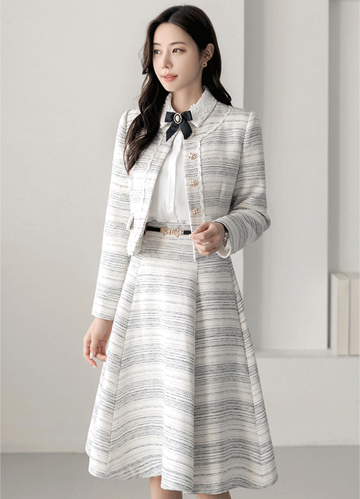 ビジューボタン ボーダーツイードクロップドジャケット jk32551