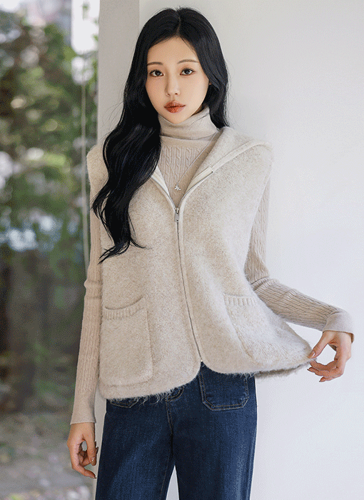 [THE ONME] ソフトタッチウールブレンドニットフード付きベストvt43437