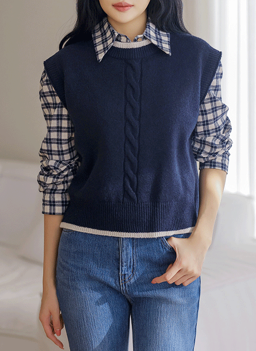 [THE ONME] バックリボンスリット ケーブルポイントニットベスト vt43912