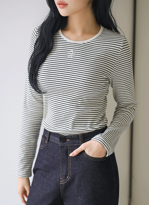 [THE ONME] ロゴ刺繡 クルーネック ボーダーTシャツ ts44305