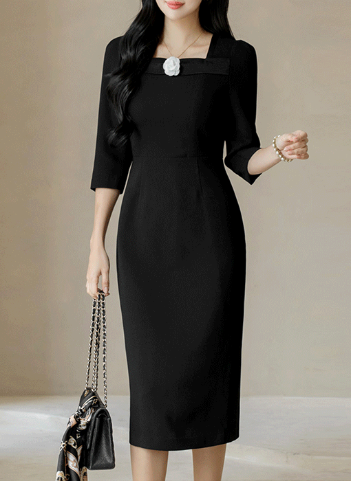 フラワーブローチ付き スクエアネック 7分袖 ワンピース op44407