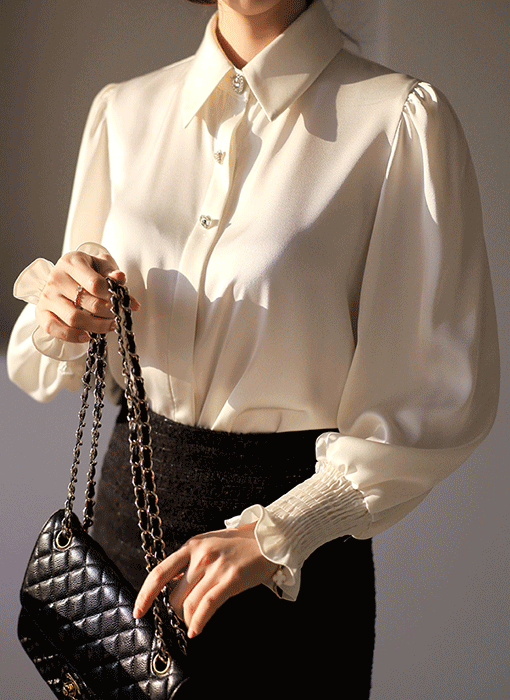 ハートビジューボタン サテンパフスリーブブラウス bl44512