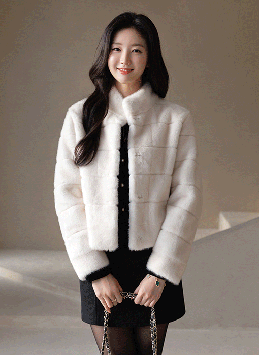 クロップド丈 フェイクファーコート jk43759