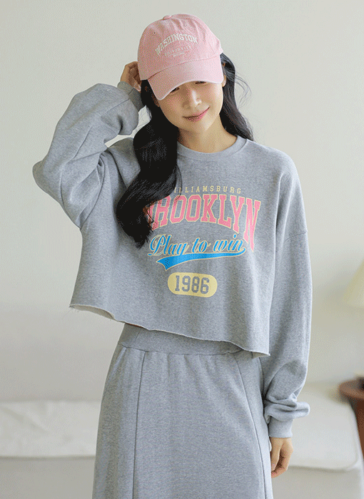 [THE ONME] レタリングクロップドスウェット ts39318