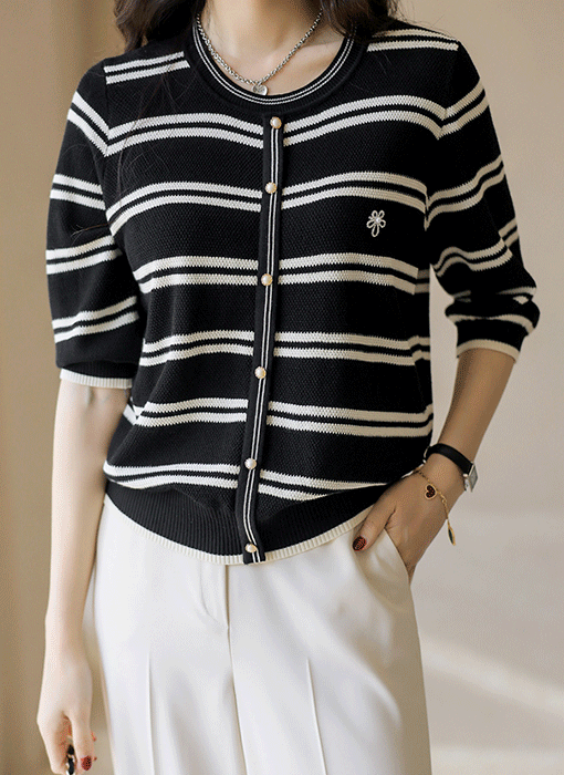 フラワーブローチ付きボーダーニットプルオーバー nt45176