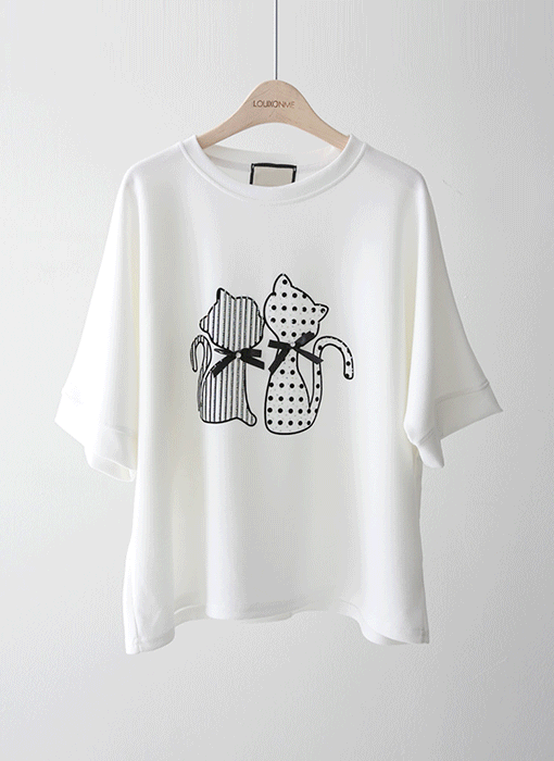 ラインストーン付き 猫プリントＴシャツ ts44788