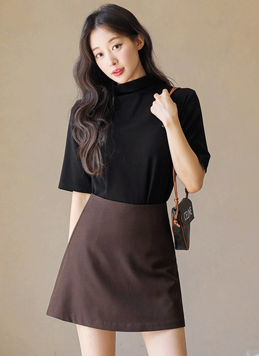 르라미 펜던트 반목 반팔 티셔츠